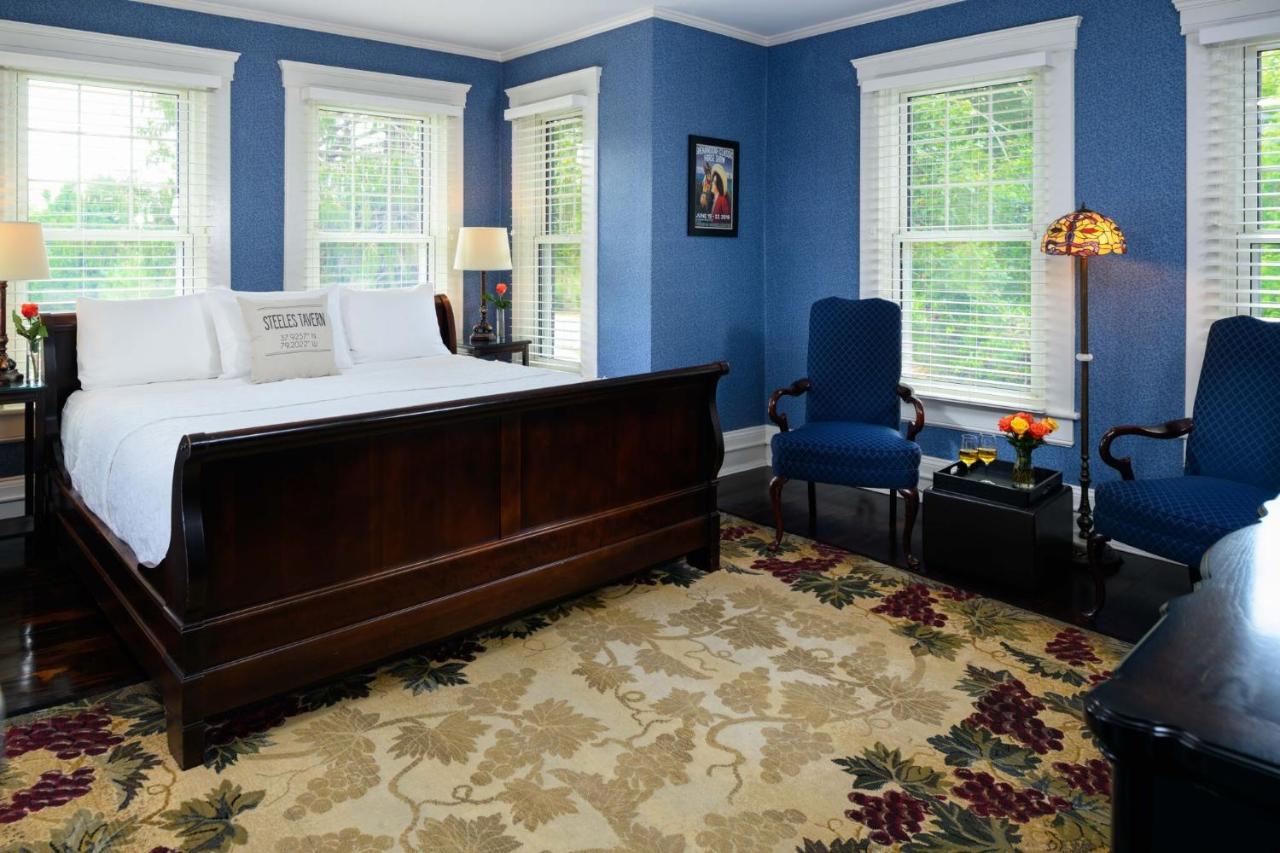 Steeles Tavern Manor ภายนอก รูปภาพ