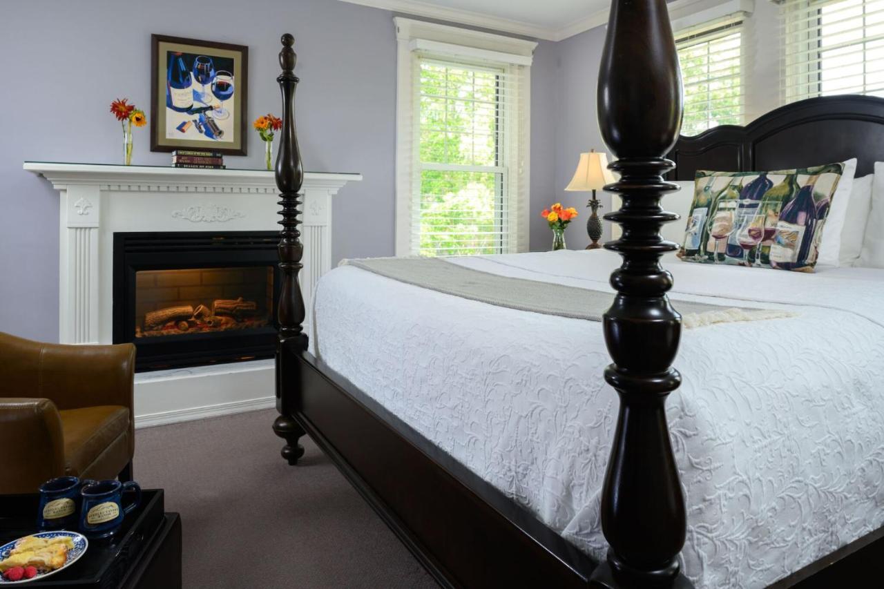 Steeles Tavern Manor ภายนอก รูปภาพ